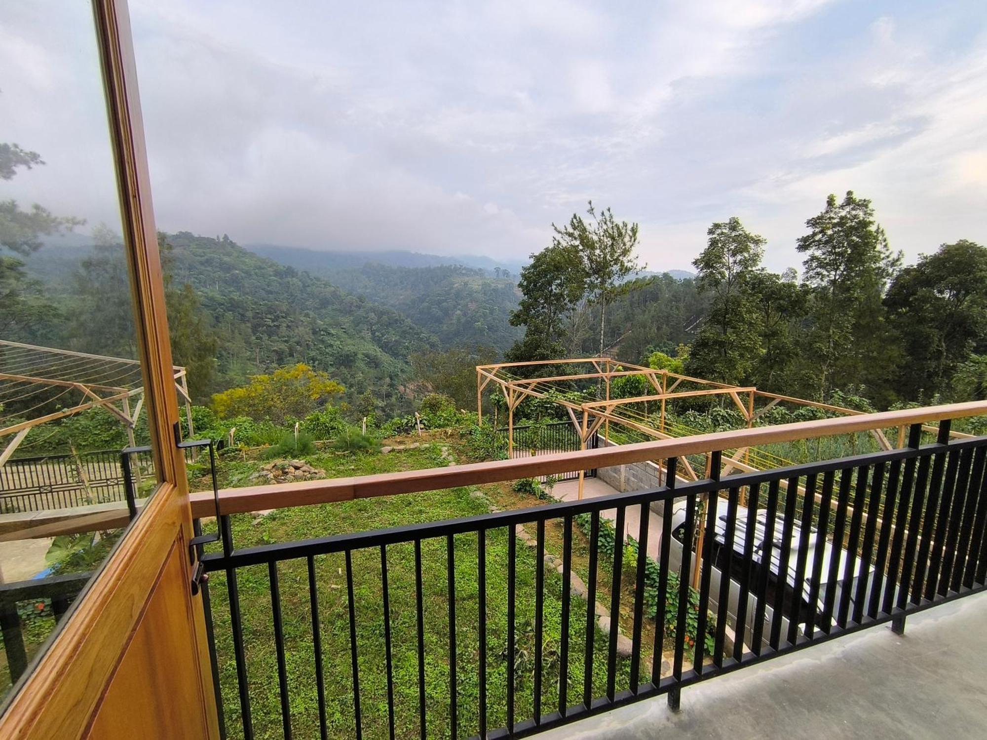 Maison Manendra - Bromo Malang Zewnętrze zdjęcie